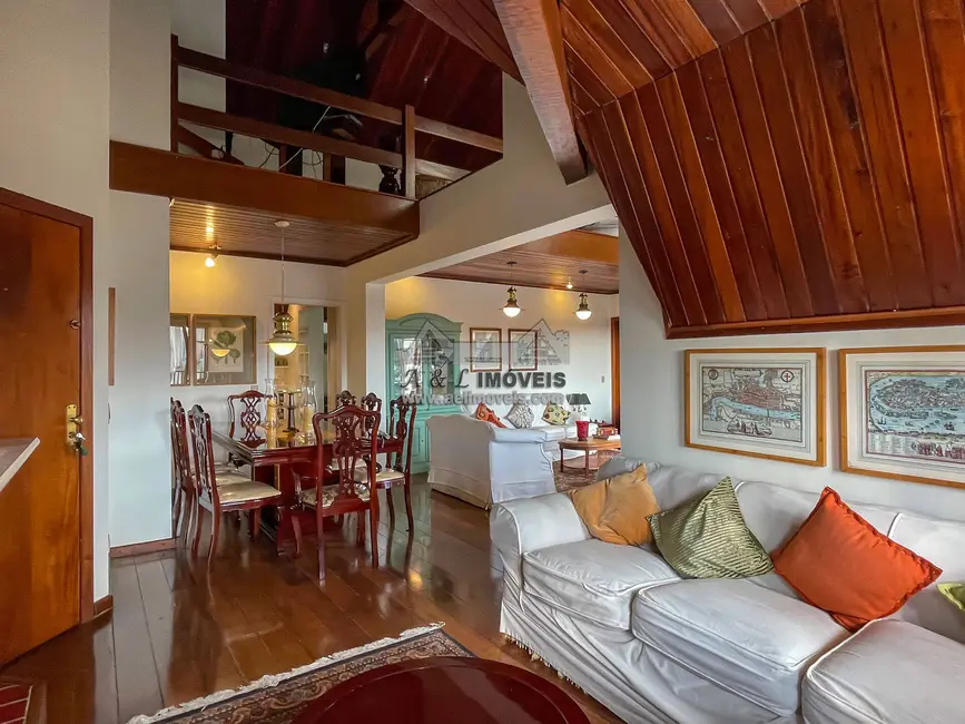 Foto 4 de Apartamento com 4 quartos à venda, 180m2 em Campos Do Jordao - SP