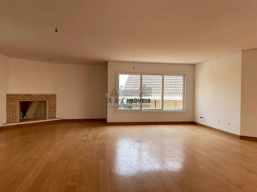 Foto 9 de Casa de Condomínio com 4 quartos à venda, 322m2 em Campos Do Jordao - SP