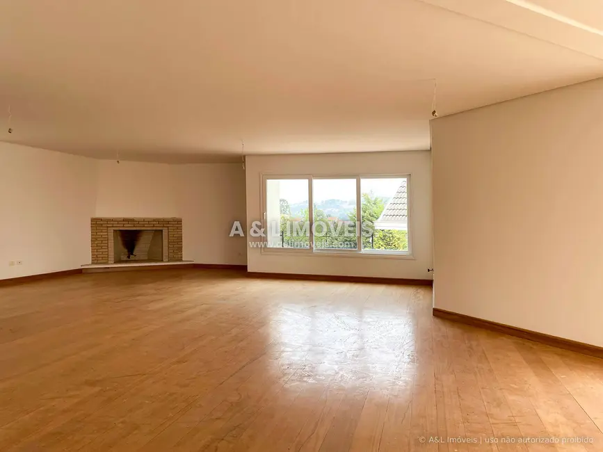 Foto 7 de Casa de Condomínio com 4 quartos à venda, 322m2 em Campos Do Jordao - SP