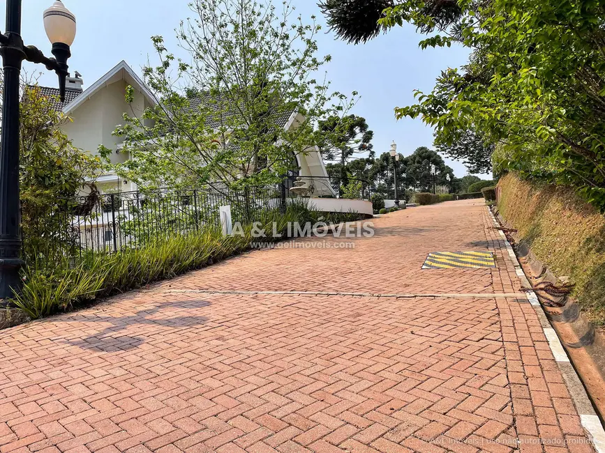 Foto 2 de Casa de Condomínio com 4 quartos à venda, 322m2 em Campos Do Jordao - SP