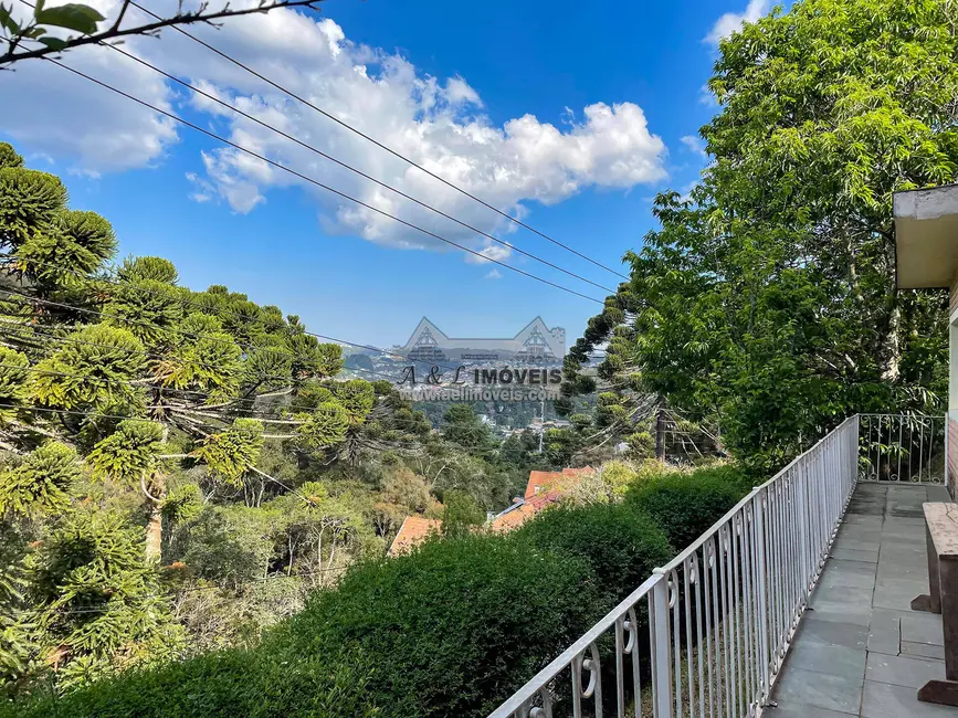Foto 4 de Casa de Condomínio com 4 quartos à venda, 100m2 em Campos Do Jordao - SP