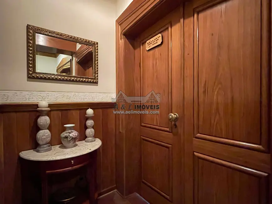 Foto 4 de Apartamento com 3 quartos à venda, 315m2 em Campos Do Jordao - SP