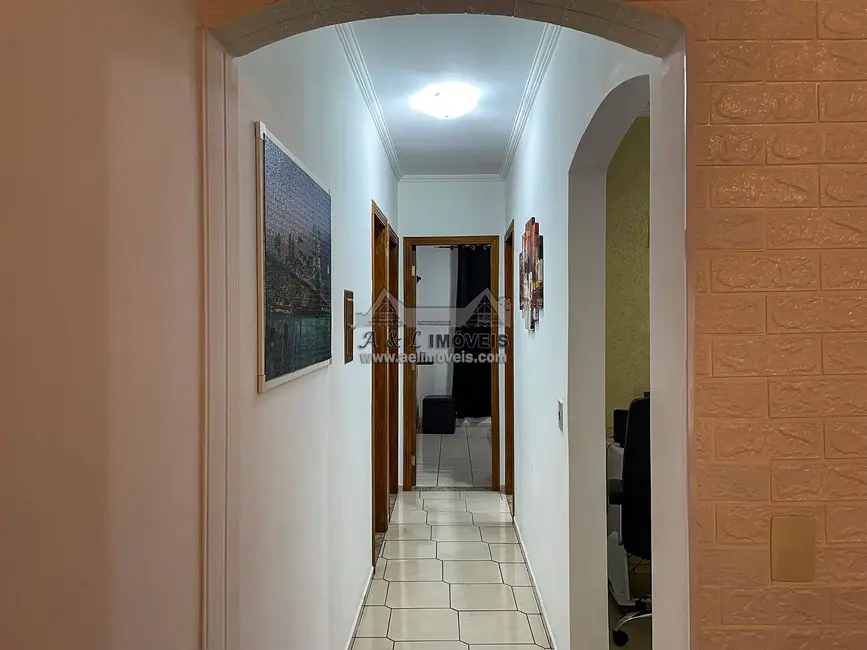Foto 8 de Casa com 3 quartos à venda, 160m2 em Jardim Independência, Taubate - SP