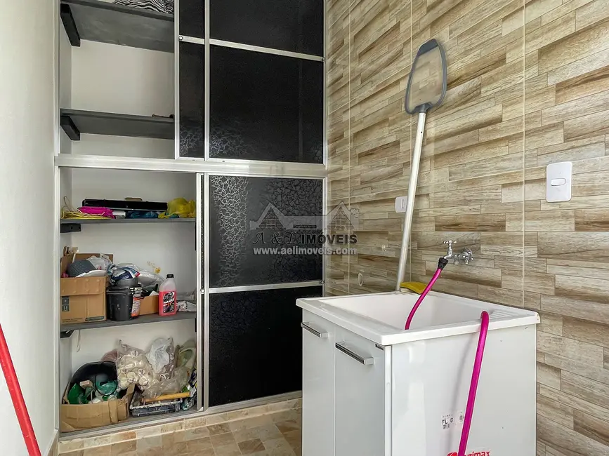 Foto 9 de Casa de Condomínio com 3 quartos à venda, 220m2 em Parque São Cristóvão, Taubate - SP