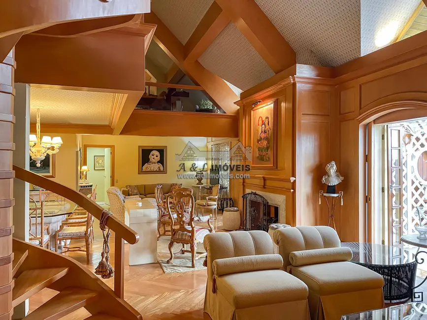 Foto 1 de Apartamento com 3 quartos à venda, 315m2 em Campos Do Jordao - SP