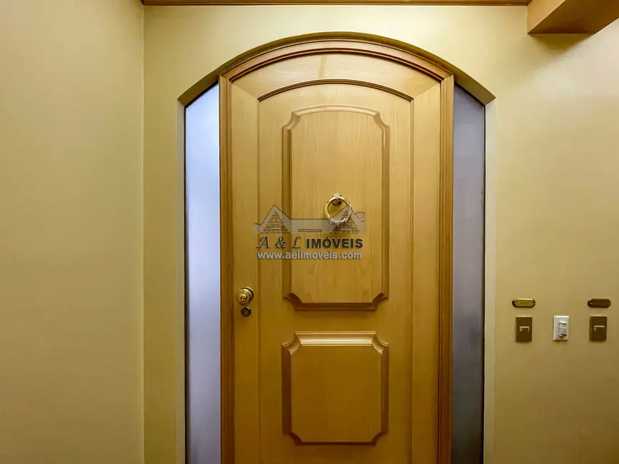 Foto 4 de Apartamento com 3 quartos à venda, 315m2 em Campos Do Jordao - SP