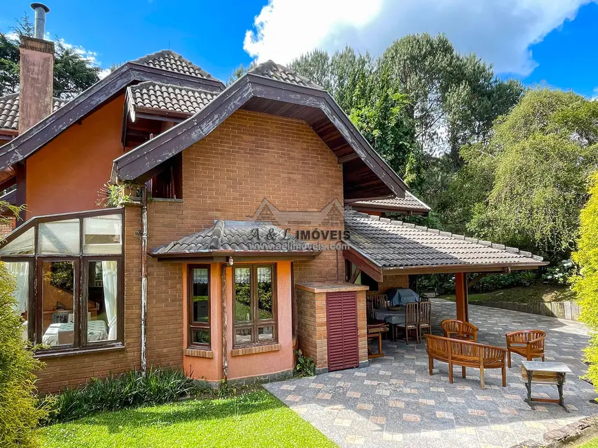 Foto 4 de Casa de Condomínio com 4 quartos à venda, 207m2 em Campos Do Jordao - SP