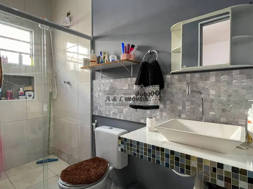 Foto 9 de Casa com 5 quartos à venda, 228m2 em Chácara do Visconde, Taubate - SP