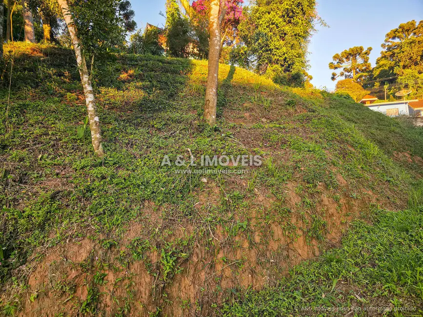 Terreno / Lote à venda, 630m2 em Campos Do Jordao - SP - imagem 3 Foto 3 de Terreno / Lote à venda, 630m2 em Campos Do Jordao - SP