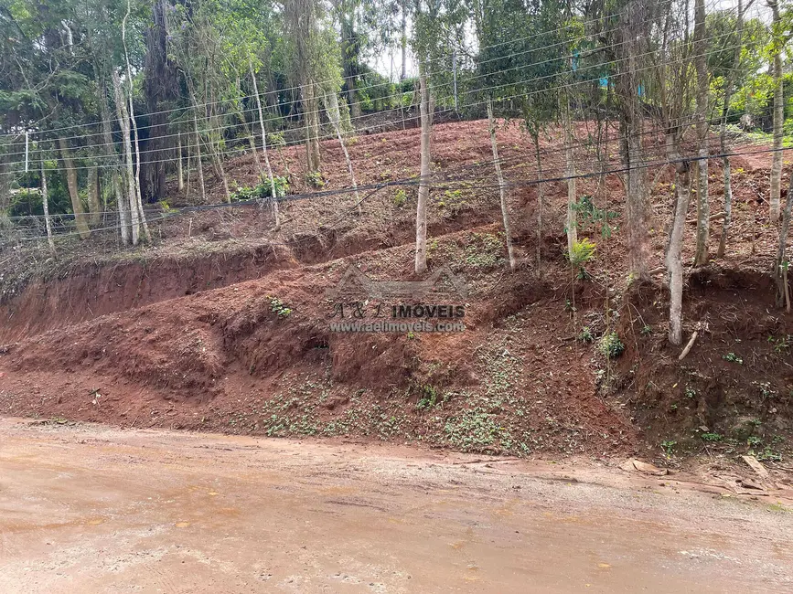 Foto 2 de Terreno / Lote à venda, 630m2 em Campos Do Jordao - SP