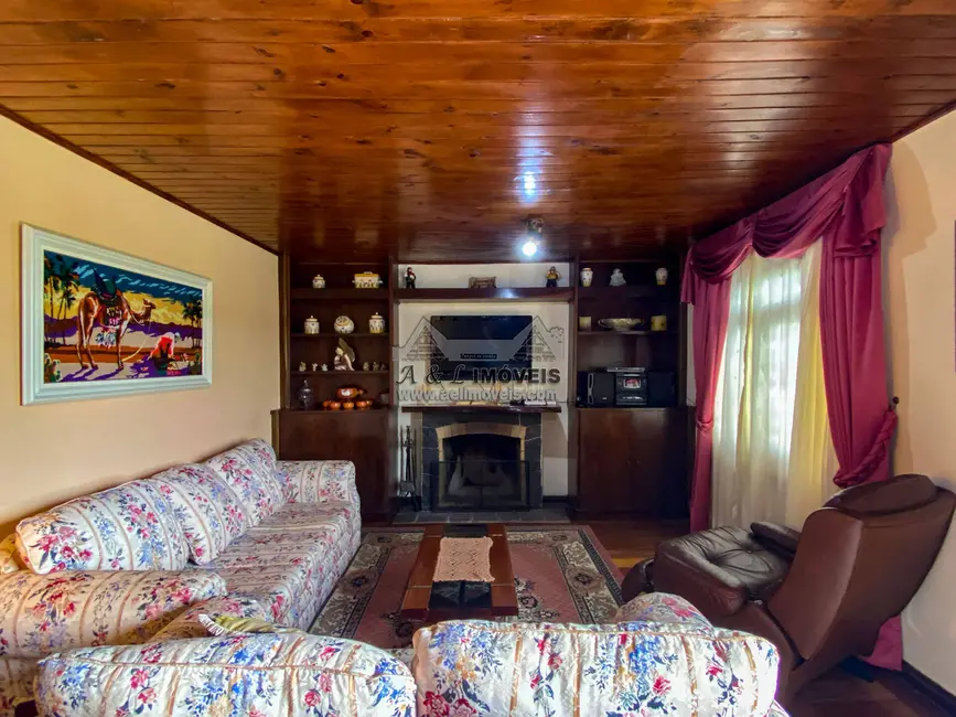 Apartamento com 3 quartos à venda, 106m2 em Campos Do Jordao - SP - imagem 7 Foto 7 de Apartamento com 3 quartos à venda, 106m2 em Campos Do Jordao - SP