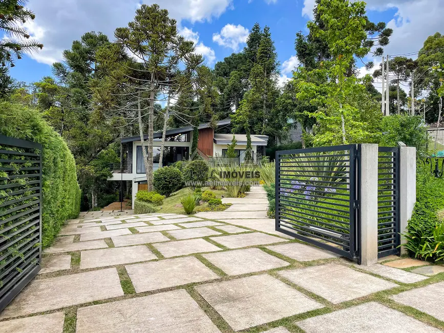 Foto 4 de Casa de Condomínio com 3 quartos à venda, 279m2 em Campos Do Jordao - SP