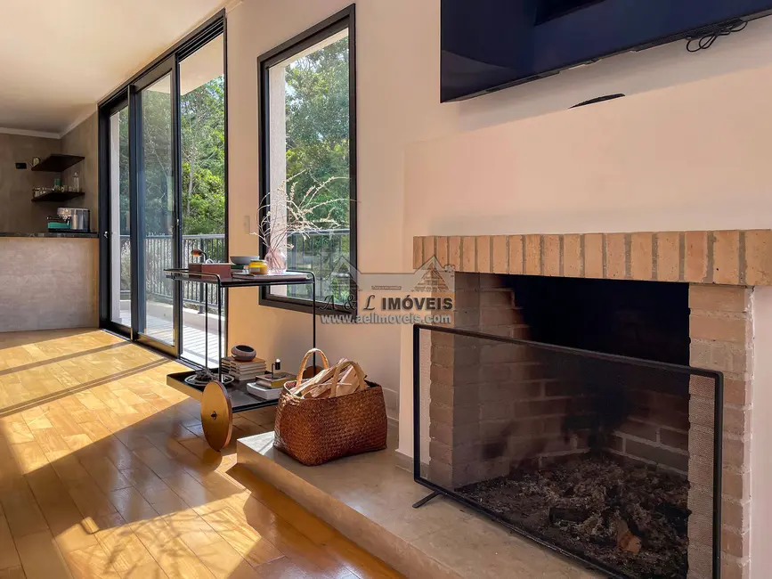 Foto 7 de Casa de Condomínio com 4 quartos à venda, 257m2 em Campos Do Jordao - SP