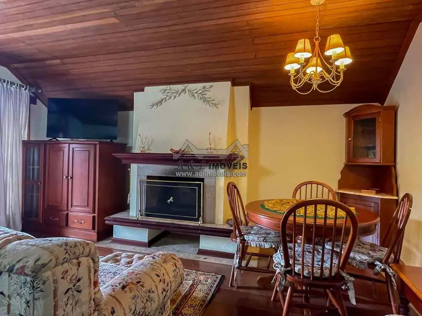 Foto 2 de Apartamento com 2 quartos à venda, 122m2 em Campos Do Jordao - SP