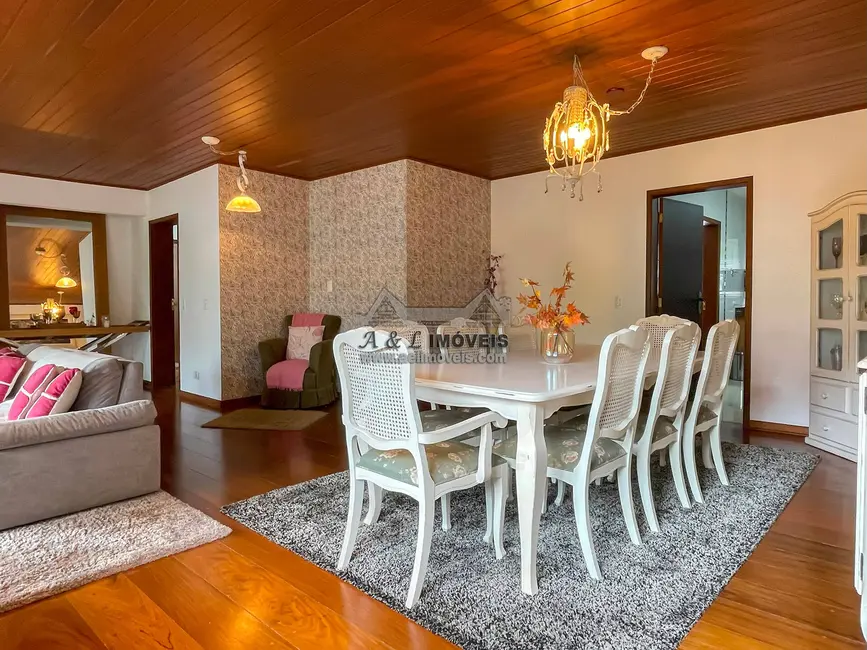 Foto 1 de Apartamento com 3 quartos à venda, 147m2 em Campos Do Jordao - SP