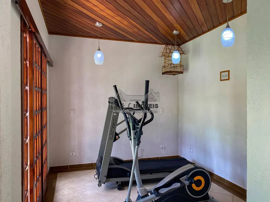 Apartamento com 4 quartos à venda, 188m2 em Campos Do Jordao - SP - imagem 7 Foto 7 de Apartamento com 4 quartos à venda, 188m2 em Campos Do Jordao - SP