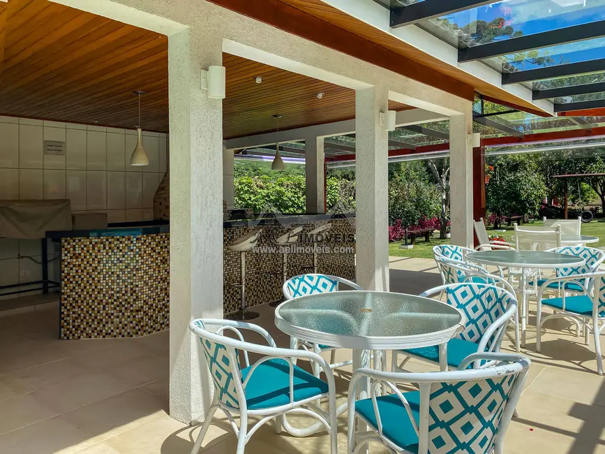 Apartamento com 4 quartos à venda, 188m2 em Campos Do Jordao - SP - imagem 4 Foto 4 de Apartamento com 4 quartos à venda, 188m2 em Campos Do Jordao - SP