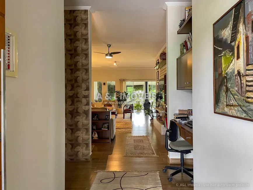 Foto 6 de Casa de Condomínio com 3 quartos à venda, 500m2 em Chácara São Félix, Taubate - SP