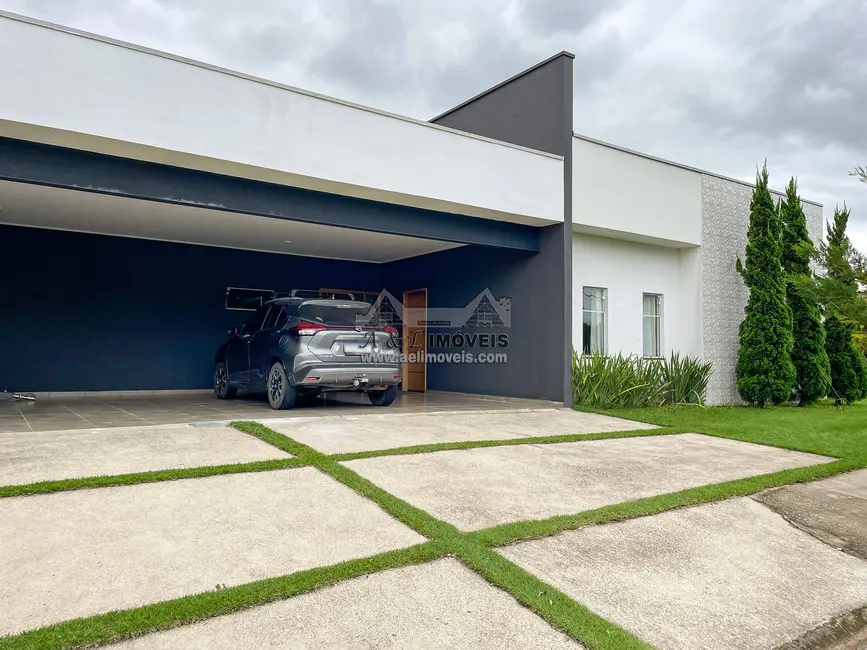 Foto 2 de Casa de Condomínio com 3 quartos à venda, 500m2 em Chácara São Félix, Taubate - SP