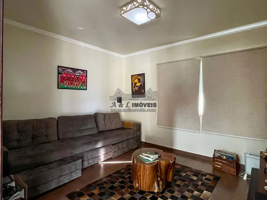 Casa de Condomínio com 3 quartos à venda, 596m2 em Santo Antonio Do Pinhal - SP - imagem 7 Foto 7 de Casa de Condomínio com 3 quartos à venda, 596m2 em Santo Antonio Do Pinhal - SP