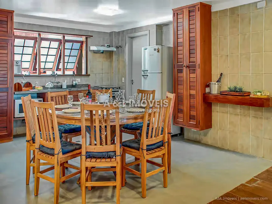Foto 6 de Apartamento com 5 quartos à venda, 240m2 em Campos Do Jordao - SP