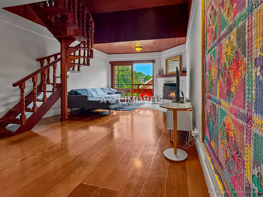 Foto 1 de Apartamento com 5 quartos à venda, 240m2 em Campos Do Jordao - SP