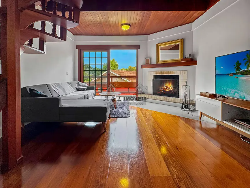 Foto 3 de Apartamento com 5 quartos à venda, 240m2 em Campos Do Jordao - SP