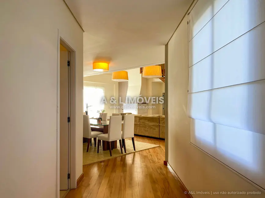 Apartamento com 4 quartos à venda, 232m2 em Campos Do Jordao - SP - imagem 2 Foto 2 de Apartamento com 4 quartos à venda, 232m2 em Campos Do Jordao - SP