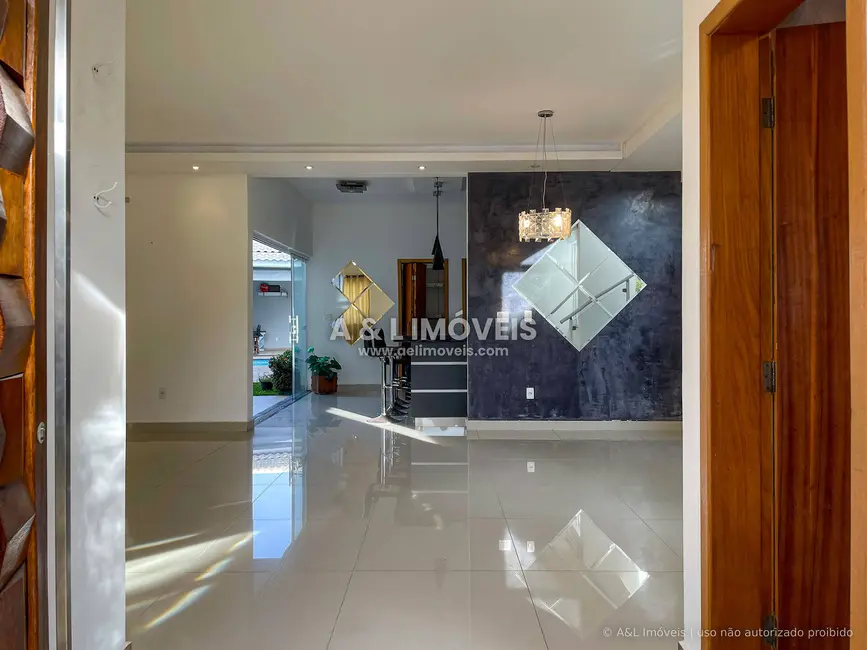 Foto 5 de Casa de Condomínio com 3 quartos à venda, 281m2 em Tremembe - SP
