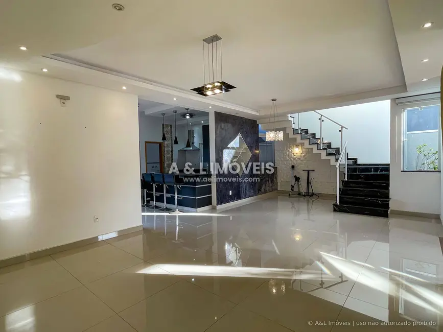Foto 7 de Casa de Condomínio com 3 quartos à venda, 281m2 em Tremembe - SP
