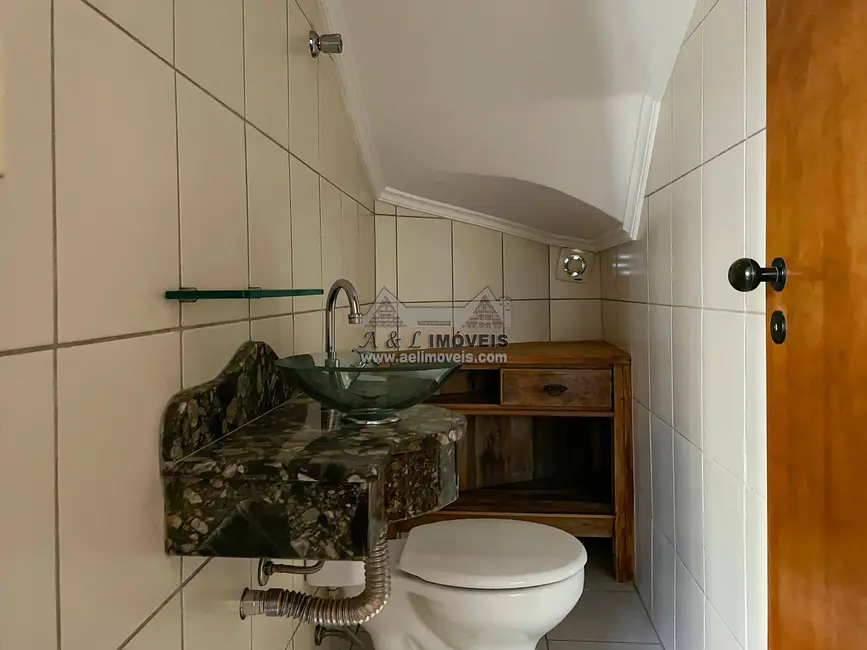 Foto 9 de Casa de Condomínio com 5 quartos à venda, 161m2 em Campos Do Jordao - SP