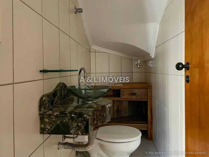Foto 9 de Casa de Condomínio com 5 quartos à venda, 161m2 em Campos Do Jordao - SP