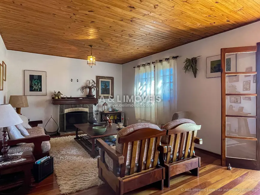 Foto 2 de Apartamento com 3 quartos à venda, 106m2 em Campos Do Jordao - SP