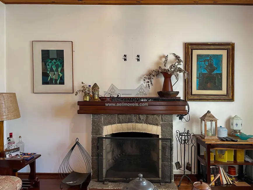 Apartamento com 3 quartos à venda, 106m2 em Campos Do Jordao - SP - imagem 8 Foto 8 de Apartamento com 3 quartos à venda, 106m2 em Campos Do Jordao - SP