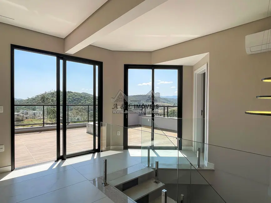 Casa de Condomínio com 3 quartos à venda, 355m2 em Santo Antonio Do Pinhal - SP - imagem 9 Foto 9 de Casa de Condomínio com 3 quartos à venda, 355m2 em Santo Antonio Do Pinhal - SP