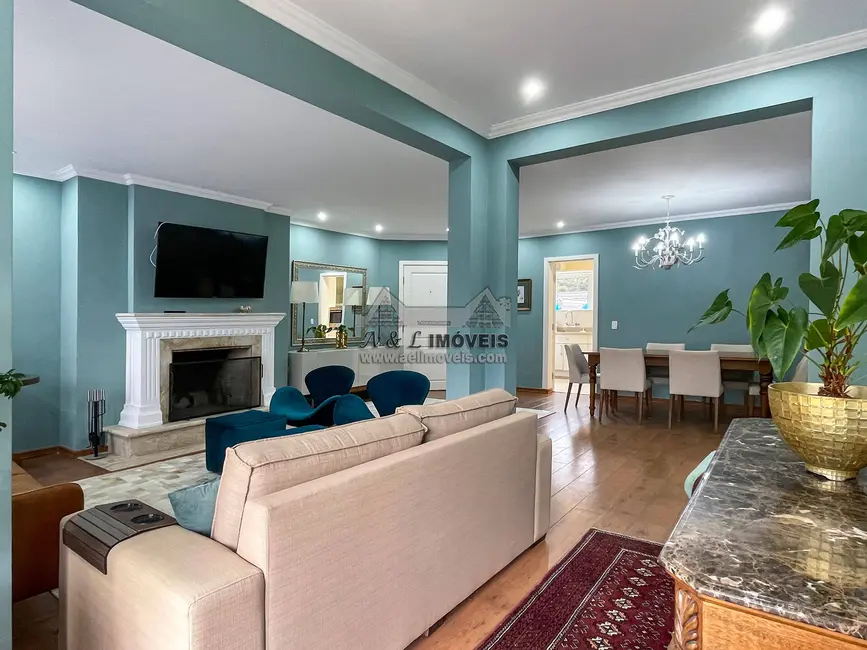 Apartamento com 3 quartos à venda, 176m2 em Campos Do Jordao - SP - imagem 7 Foto 7 de Apartamento com 3 quartos à venda, 176m2 em Campos Do Jordao - SP