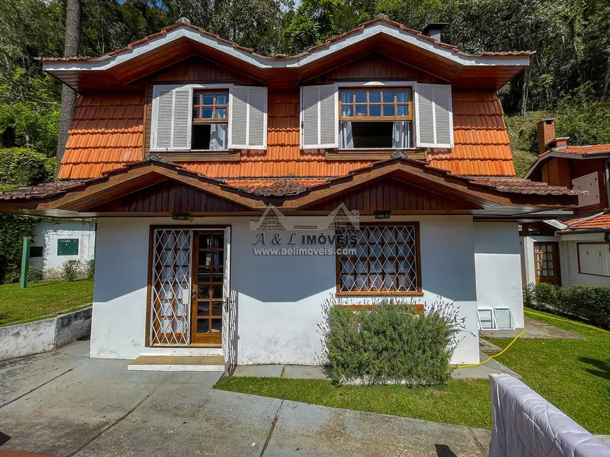 Foto 4 de Casa de Condomínio com 3 quartos à venda, 97m2 em Campos Do Jordao - SP