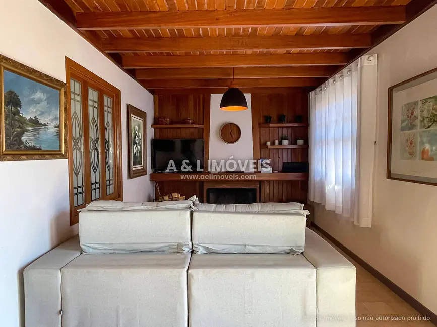 Casa de Condomínio com 3 quartos à venda, 97m2 em Campos Do Jordao - SP - imagem 6 Foto 6 de Casa de Condomínio com 3 quartos à venda, 97m2 em Campos Do Jordao - SP