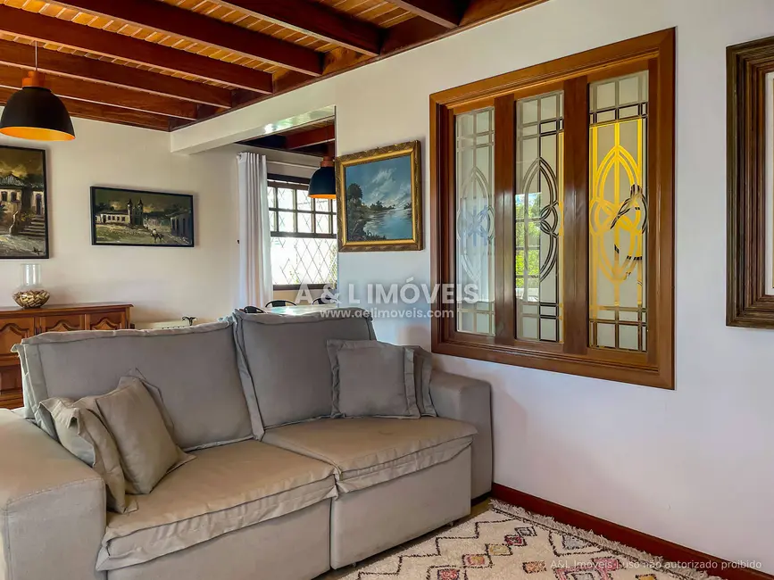 Casa de Condomínio com 3 quartos à venda, 97m2 em Campos Do Jordao - SP - imagem 8 Foto 8 de Casa de Condomínio com 3 quartos à venda, 97m2 em Campos Do Jordao - SP