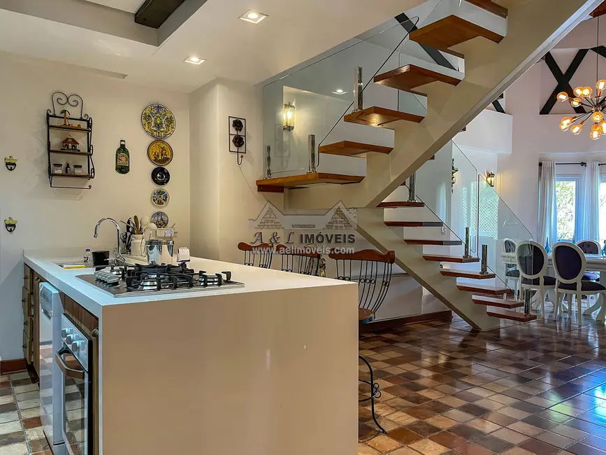 Foto 5 de Apartamento com 4 quartos à venda, 188m2 em Campos Do Jordao - SP