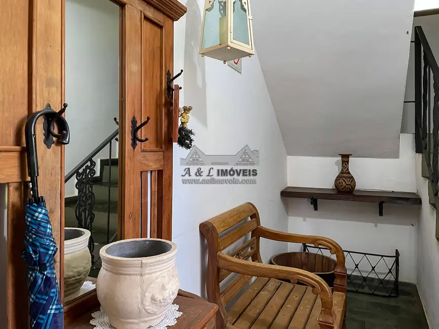 Foto 5 de Apartamento com 3 quartos à venda, 106m2 em Campos Do Jordao - SP