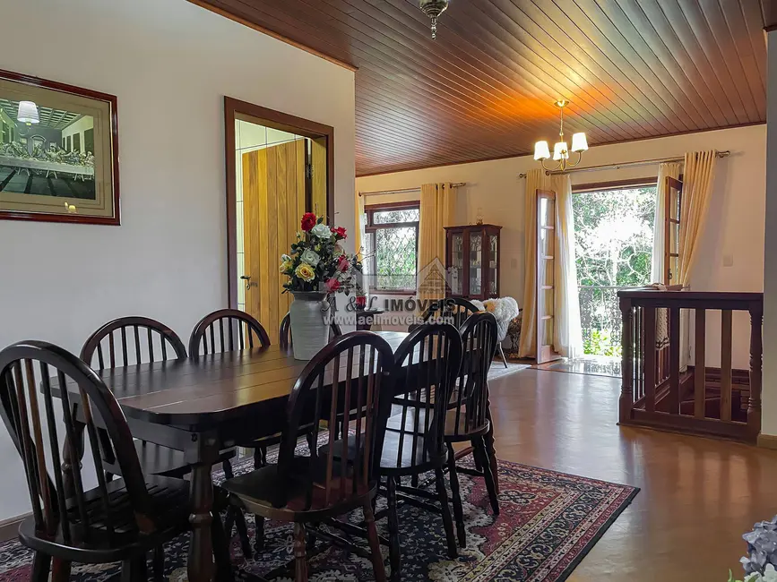 Foto 7 de Apartamento com 3 quartos à venda, 106m2 em Campos Do Jordao - SP