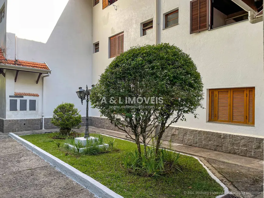 Apartamento com 3 quartos à venda, 106m2 em Campos Do Jordao - SP - imagem 3 Foto 3 de Apartamento com 3 quartos à venda, 106m2 em Campos Do Jordao - SP