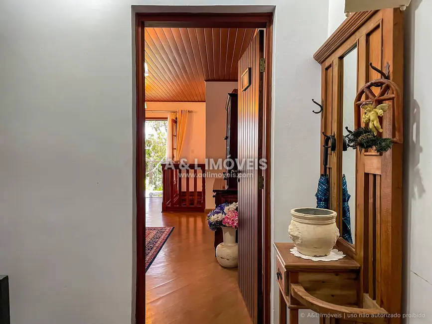 Apartamento com 3 quartos à venda, 106m2 em Campos Do Jordao - SP - imagem 6 Foto 6 de Apartamento com 3 quartos à venda, 106m2 em Campos Do Jordao - SP