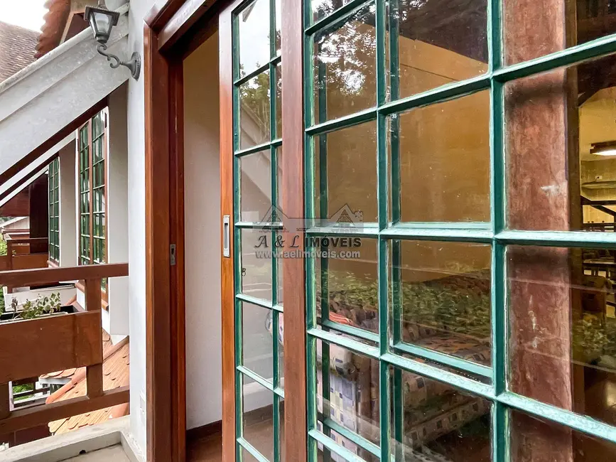 Apartamento com 4 quartos à venda, 200m2 em Campos Do Jordao - SP - imagem 9 Foto 9 de Apartamento com 4 quartos à venda, 200m2 em Campos Do Jordao - SP