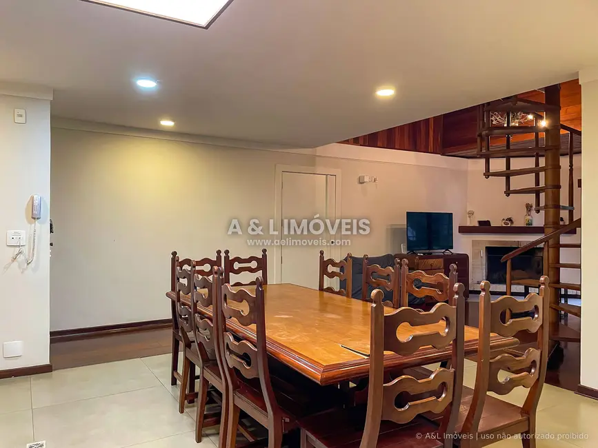 Foto 6 de Apartamento com 4 quartos à venda, 200m2 em Campos Do Jordao - SP
