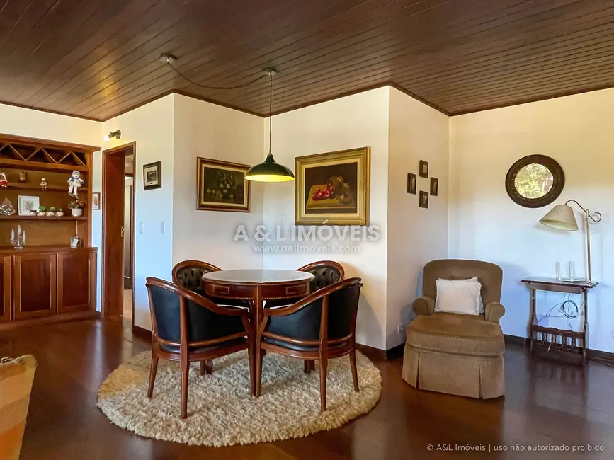 Foto 5 de Apartamento com 3 quartos à venda, 147m2 em Campos Do Jordao - SP