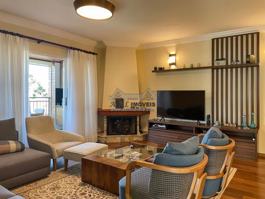 Foto 7 de Apartamento com 3 quartos à venda, 150m2 em Campos Do Jordao - SP