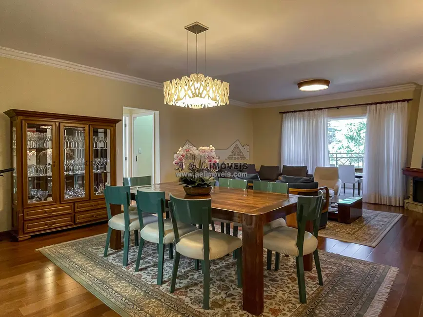 Foto 5 de Apartamento com 3 quartos à venda, 150m2 em Campos Do Jordao - SP