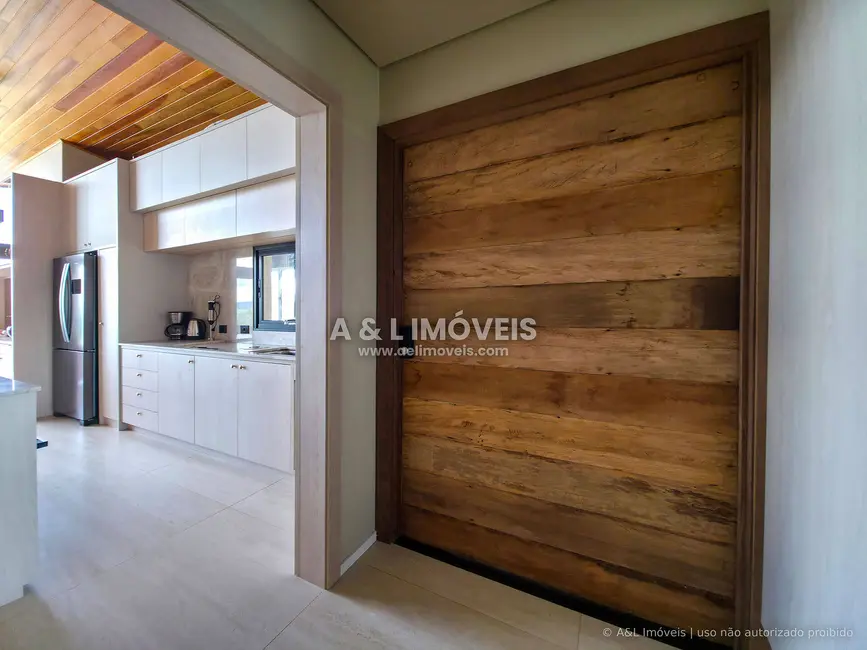 Casa com 3 quartos à venda, 200m2 em Campos Do Jordao - SP - imagem 8 Foto 8 de Casa com 3 quartos à venda, 200m2 em Campos Do Jordao - SP